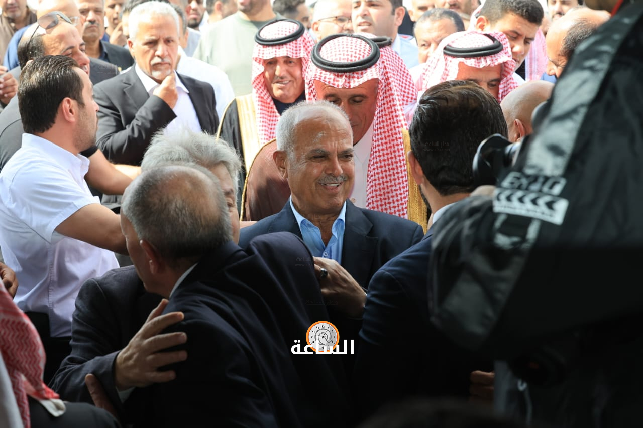 Madar Al-Saa Images 0.5381890767376909
