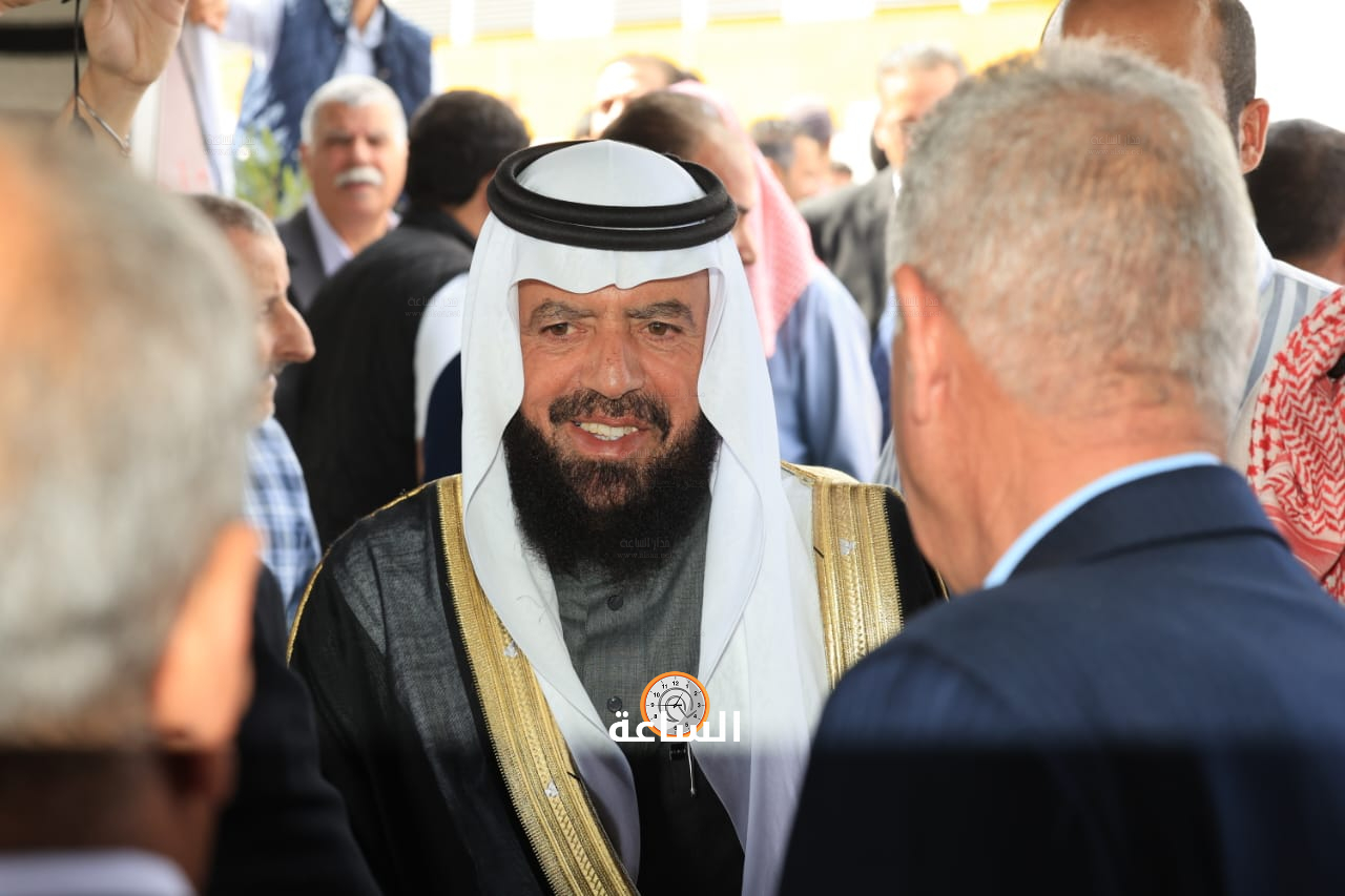 Madar Al-Saa Images 0.7717858187874235