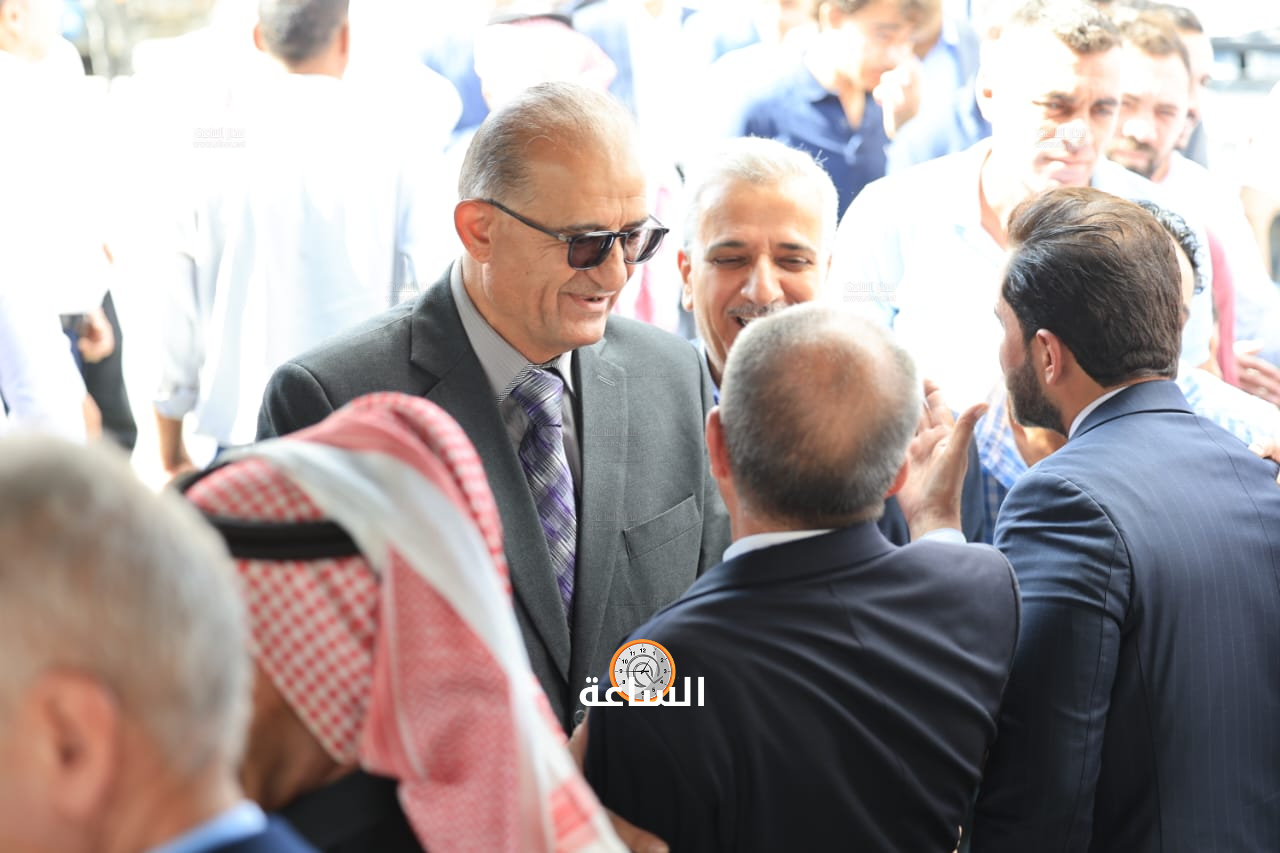 Madar Al-Saa Images 0.4940930912974397