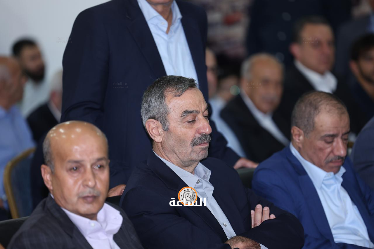 Madar Al-Saa Images 0.8136996255048218
