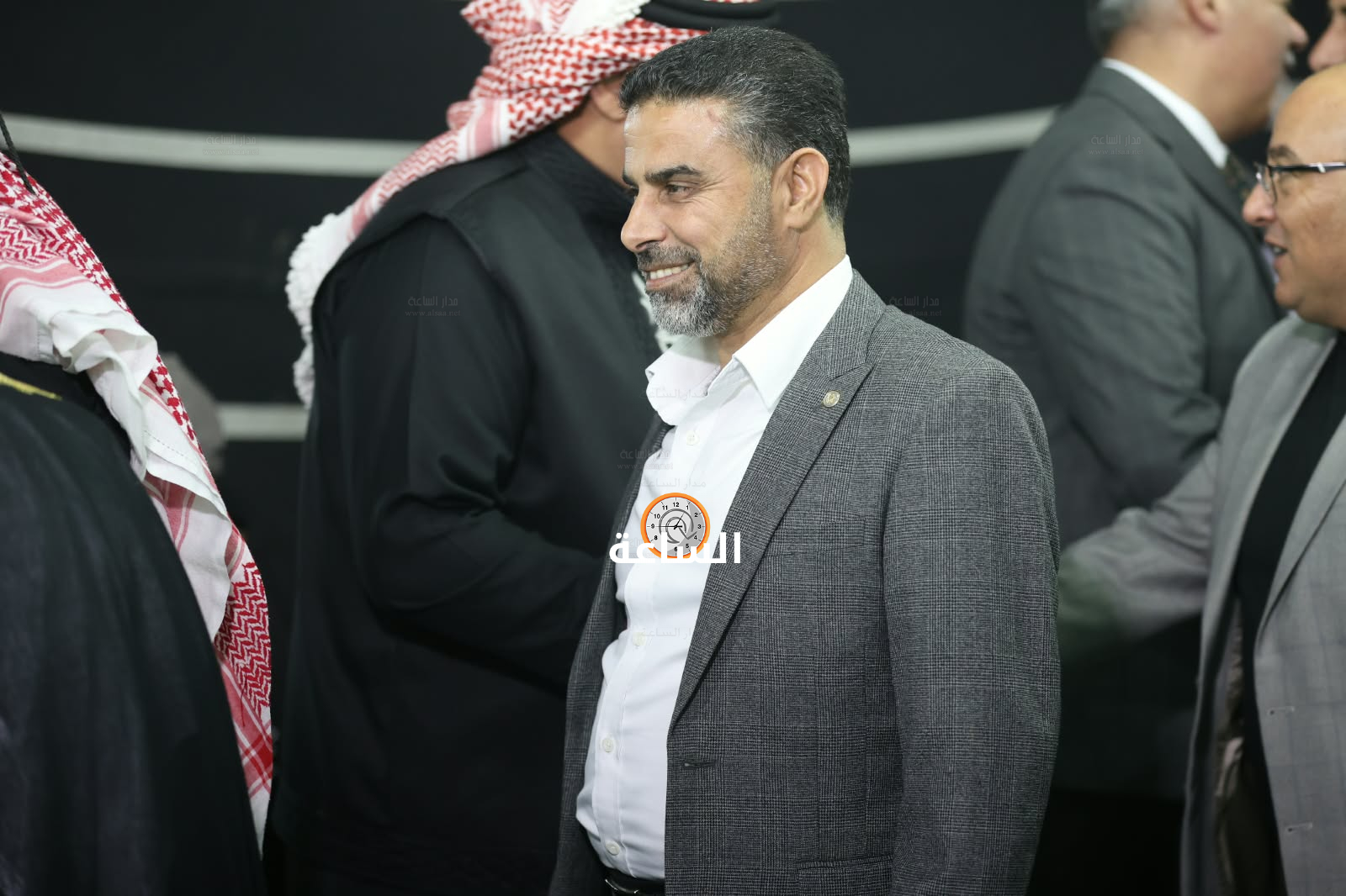 Madar Al-Saa Images 0.6392683030625136