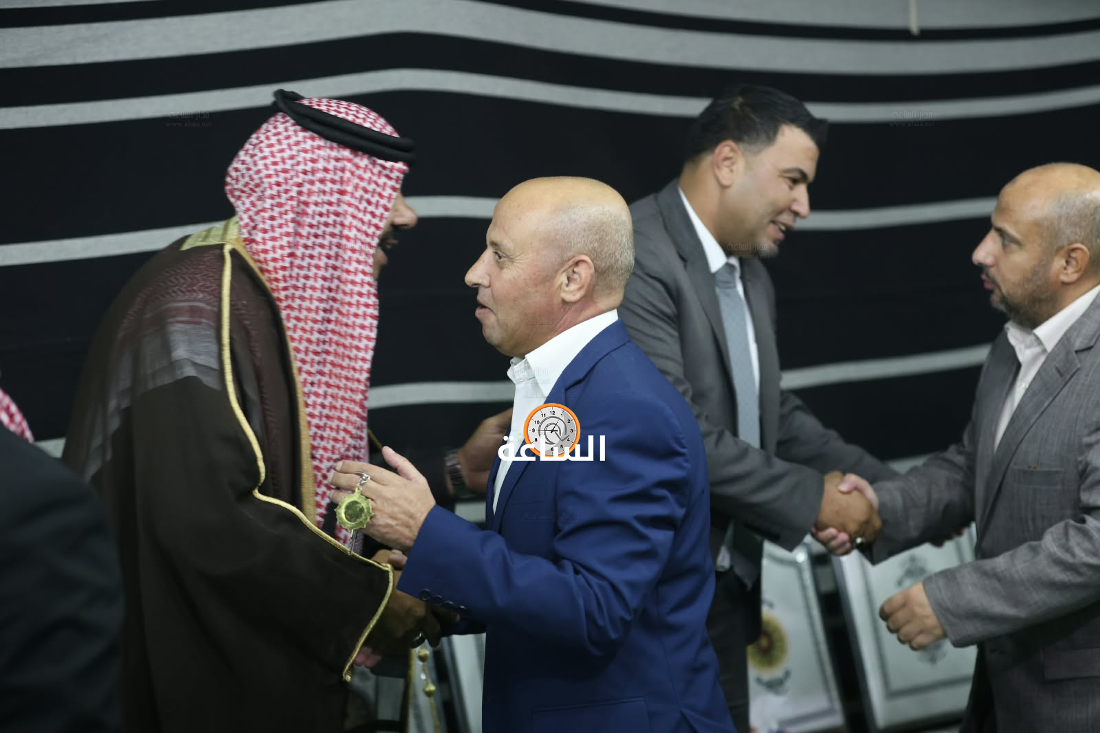 Madar Al-Saa Images 0.012337135858187409