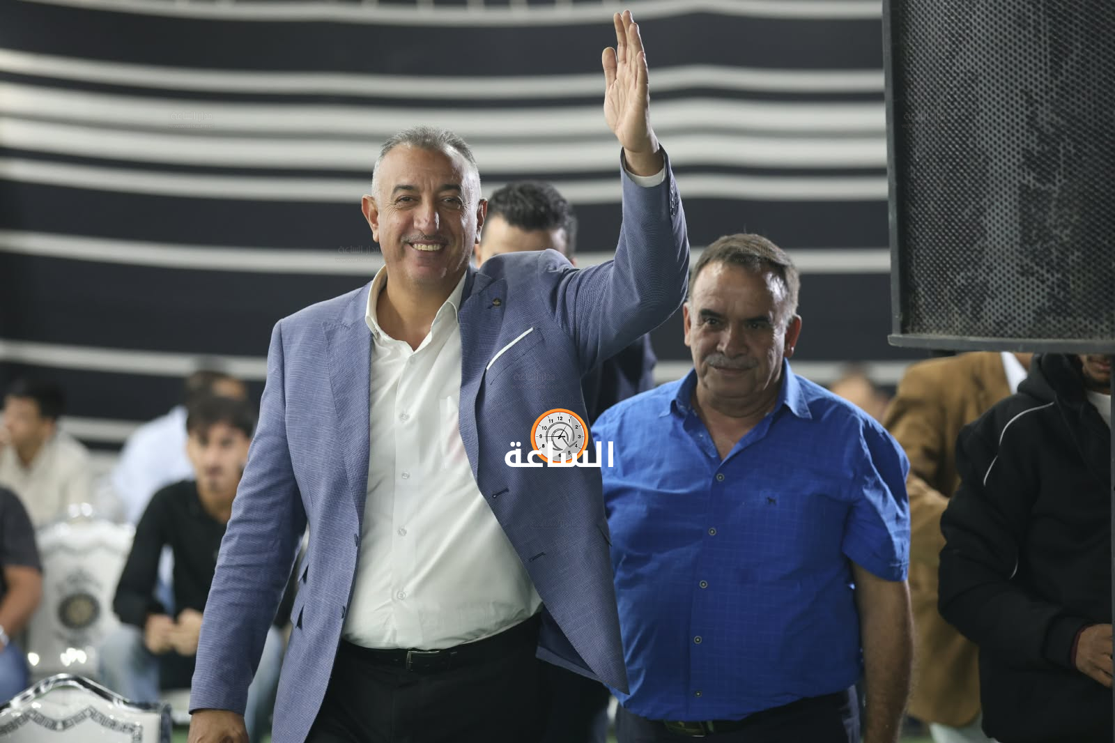Madar Al-Saa Images 0.4394481552009807