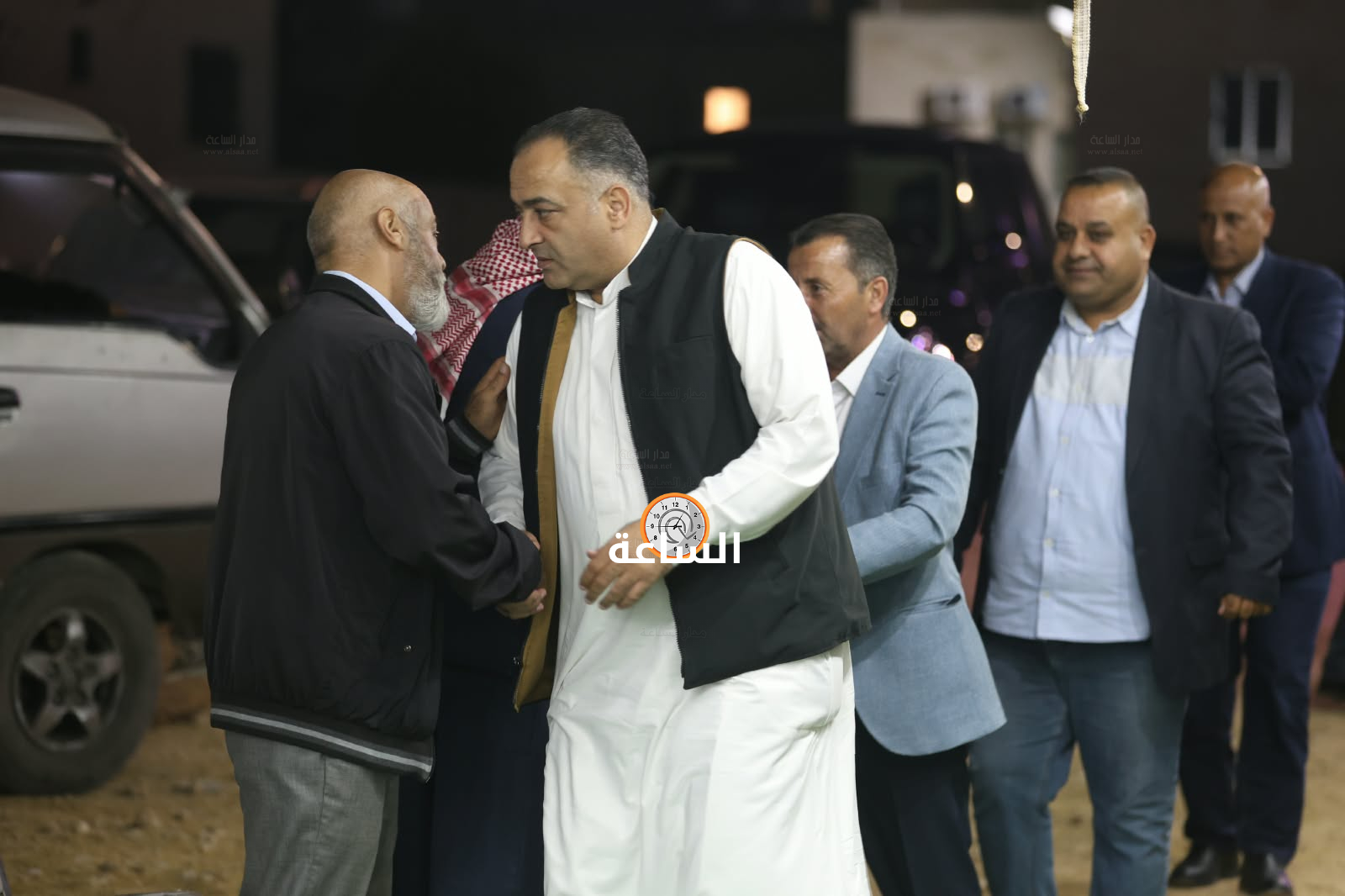 Madar Al-Saa Images 0.45482838486373445