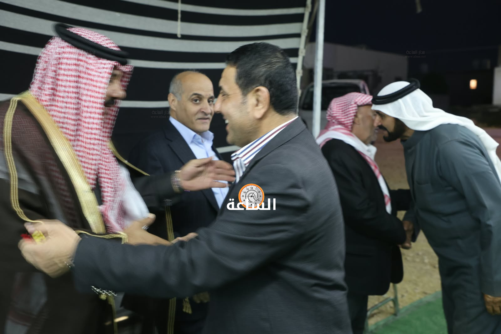 Madar Al-Saa Images 0.48537242900714395