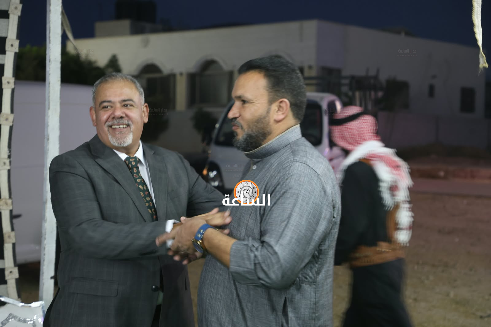 Madar Al-Saa Images 0.13055936327248396