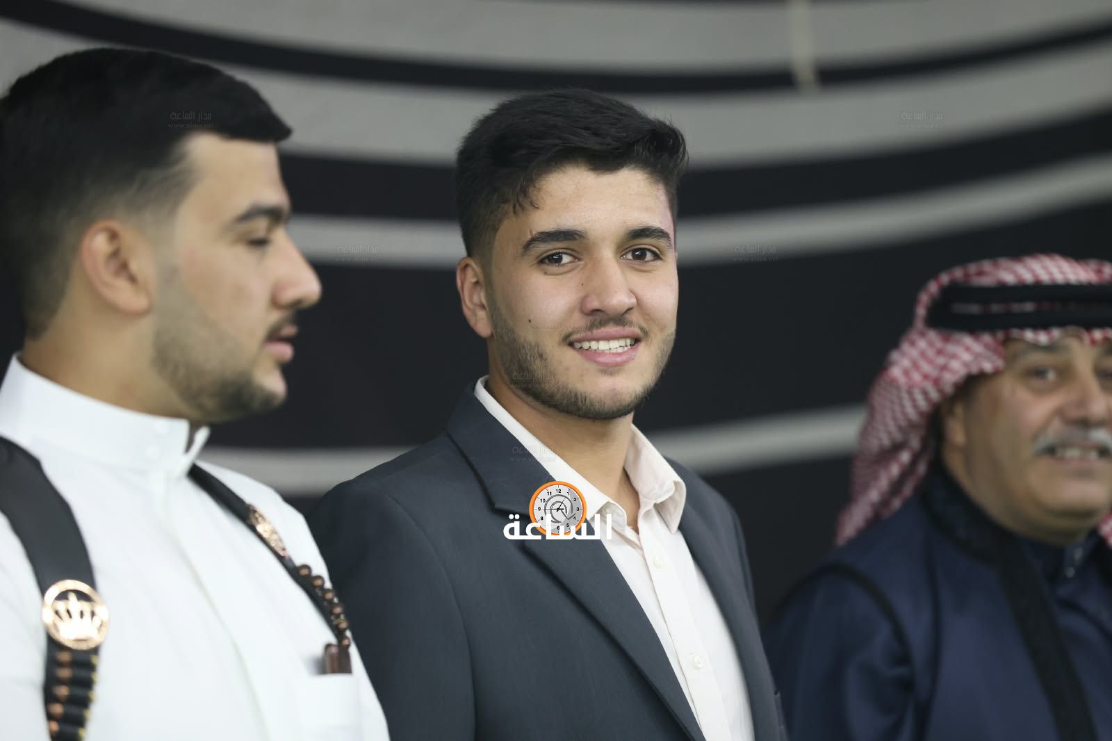 Madar Al-Saa Images 0.2745225591704825