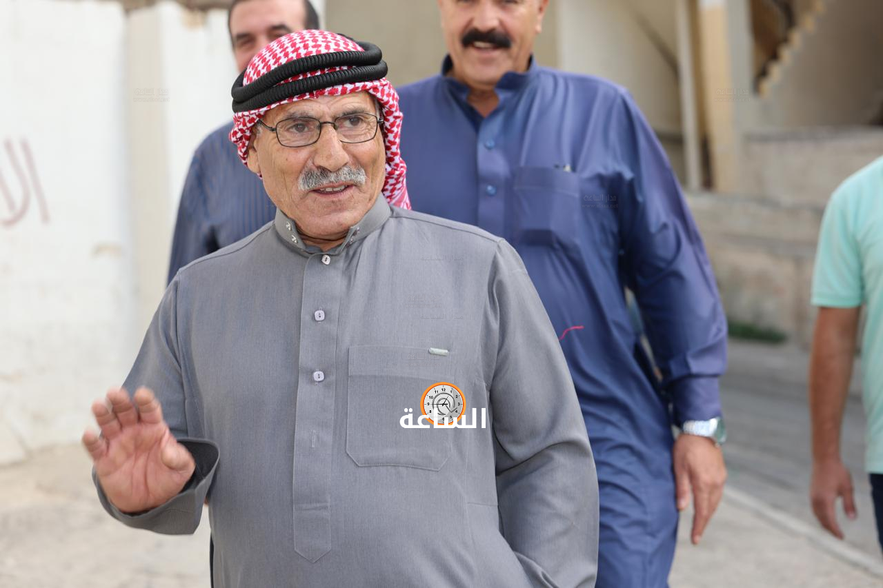 Madar Al-Saa Images 0.39064582476083376
