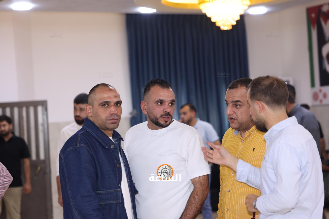 Madar Al-Saa Images 0.1721640684645226