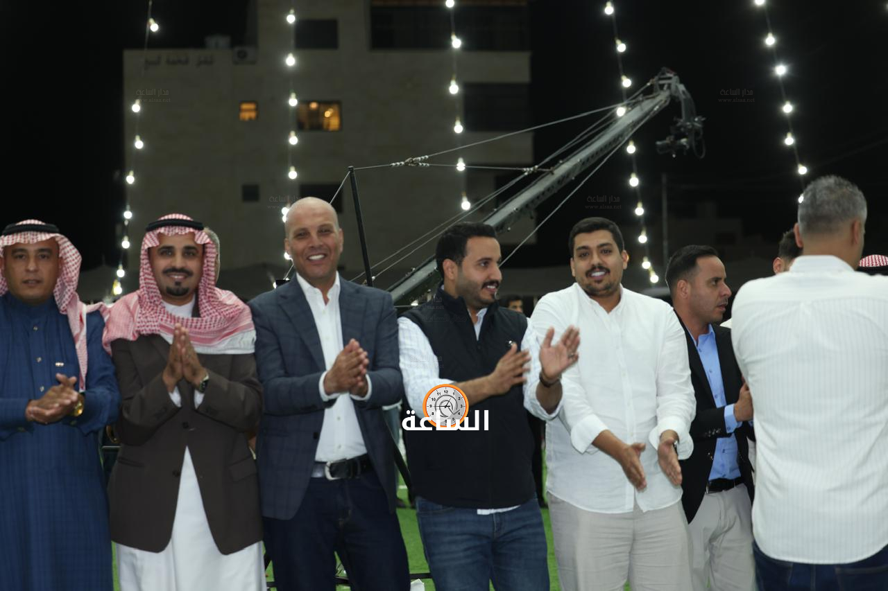 Madar Al-Saa Images 0.046691883558286684