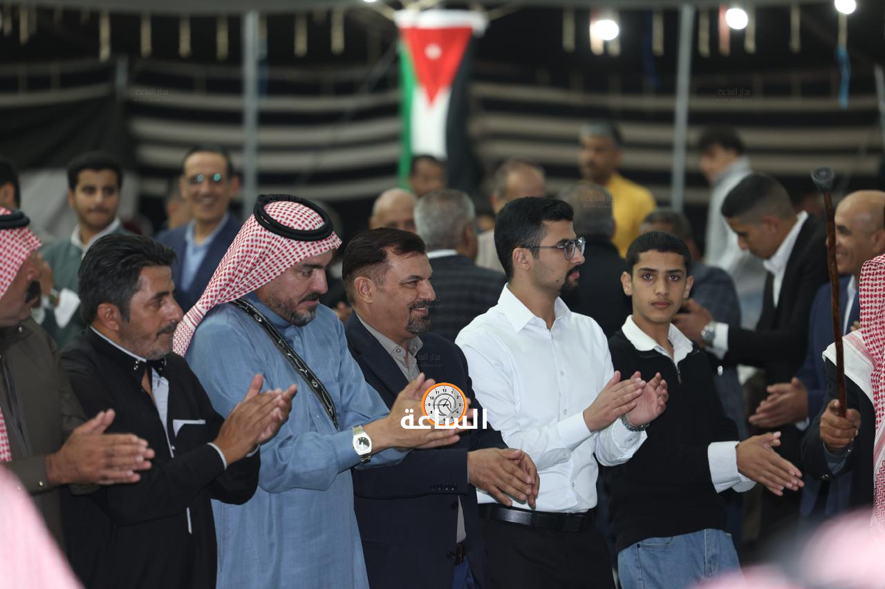 Madar Al-Saa Images 0.6148300627321863