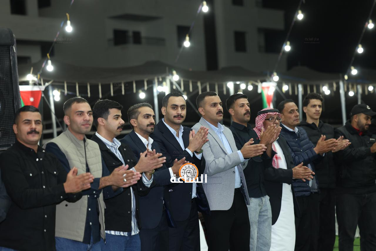 Madar Al-Saa Images 0.46243447230898227