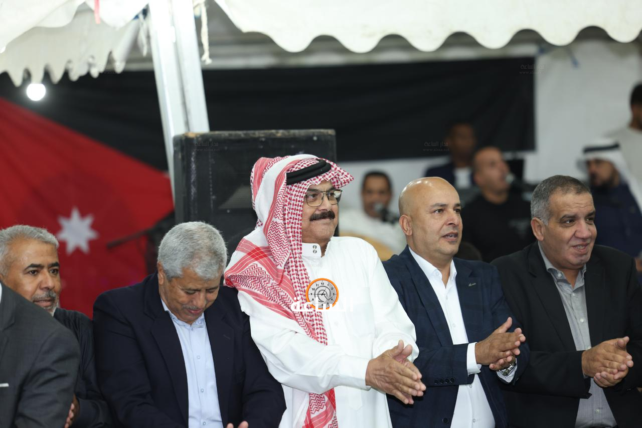 Madar Al-Saa Images 0.9815394834752136