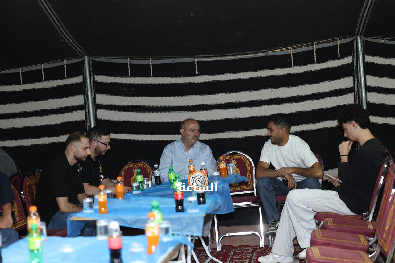 Madar Al-Saa Images 0.4822730474818038