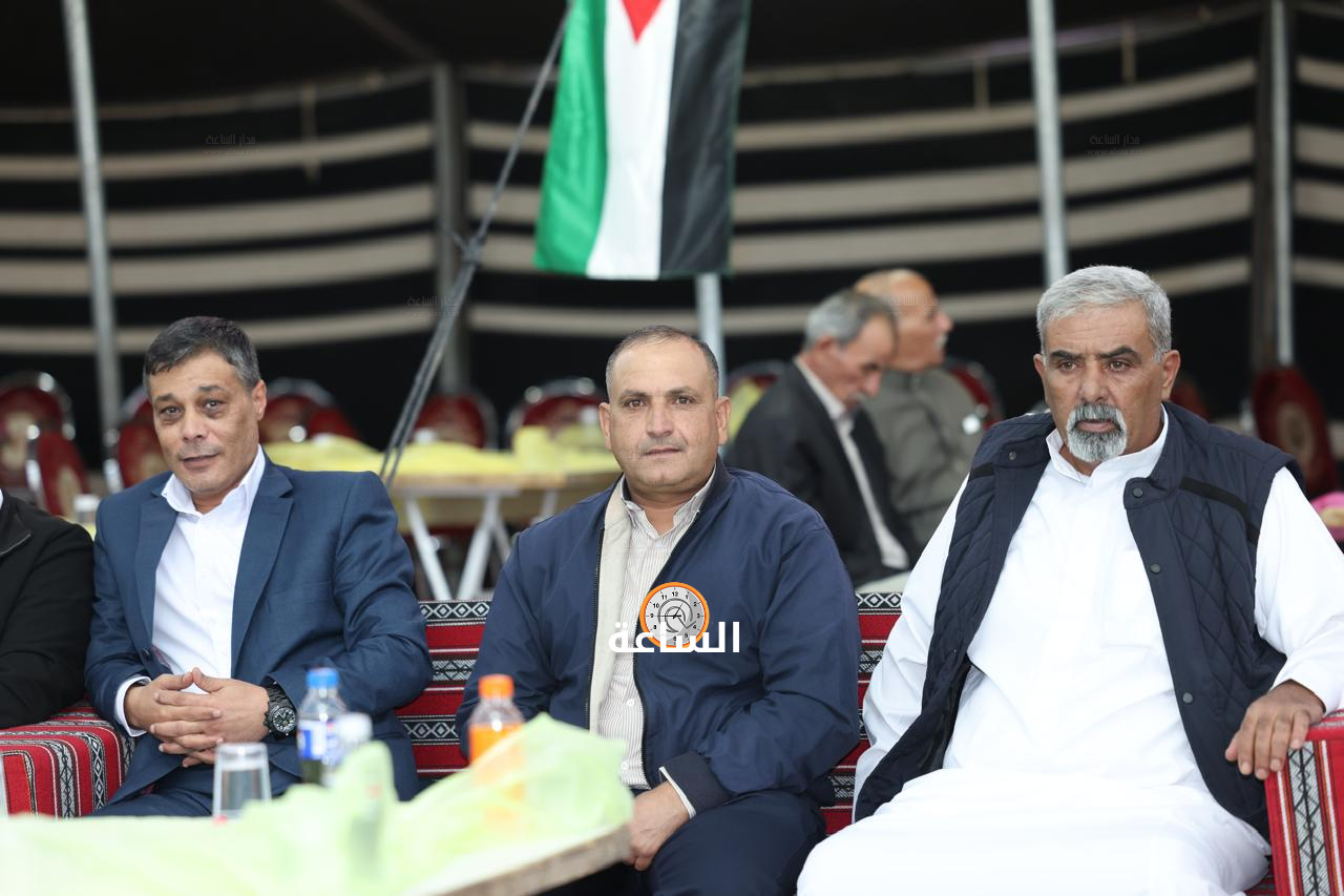 Madar Al-Saa Images 0.8343734278386756