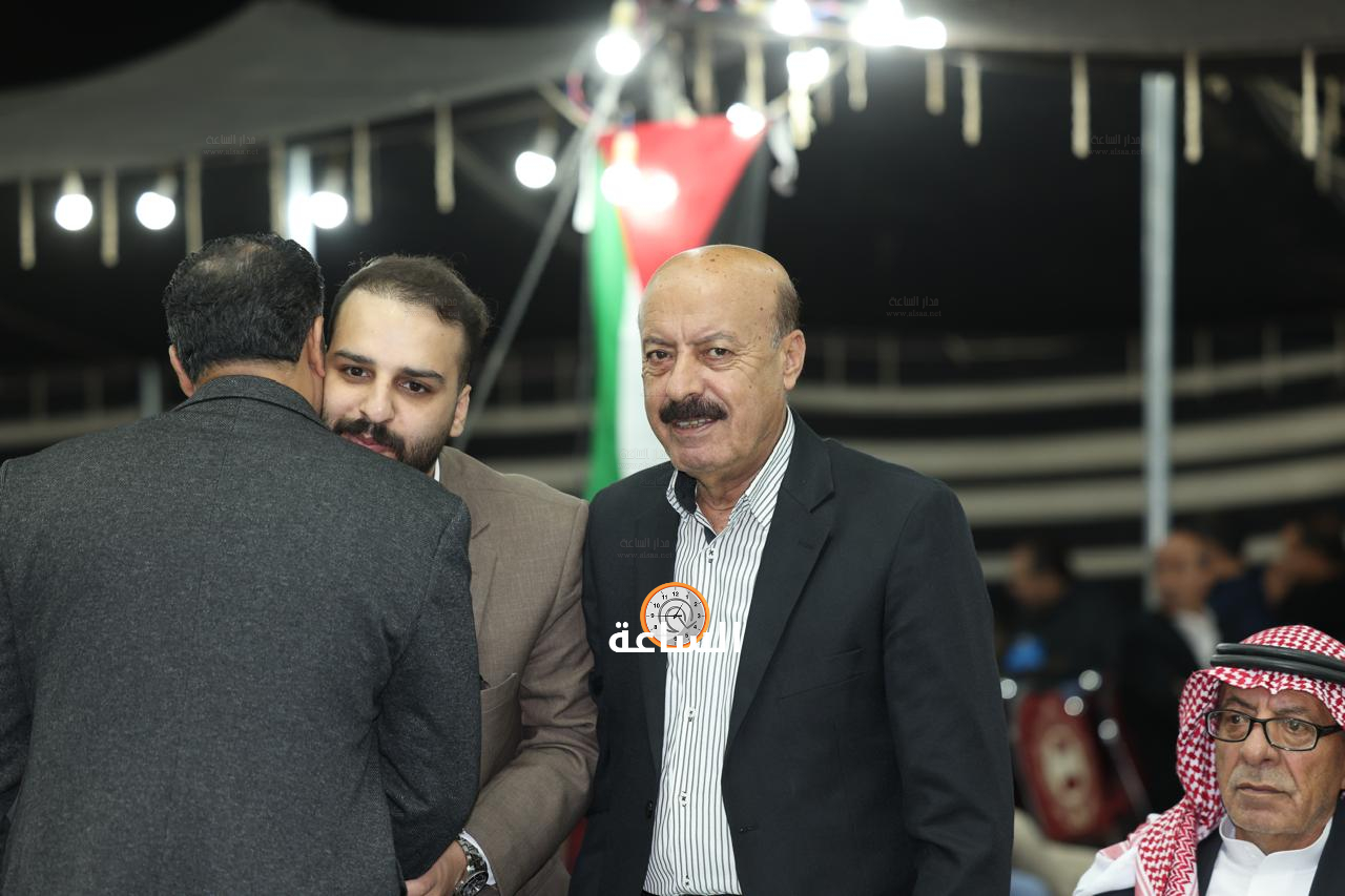 Madar Al-Saa Images 0.4559940482129511