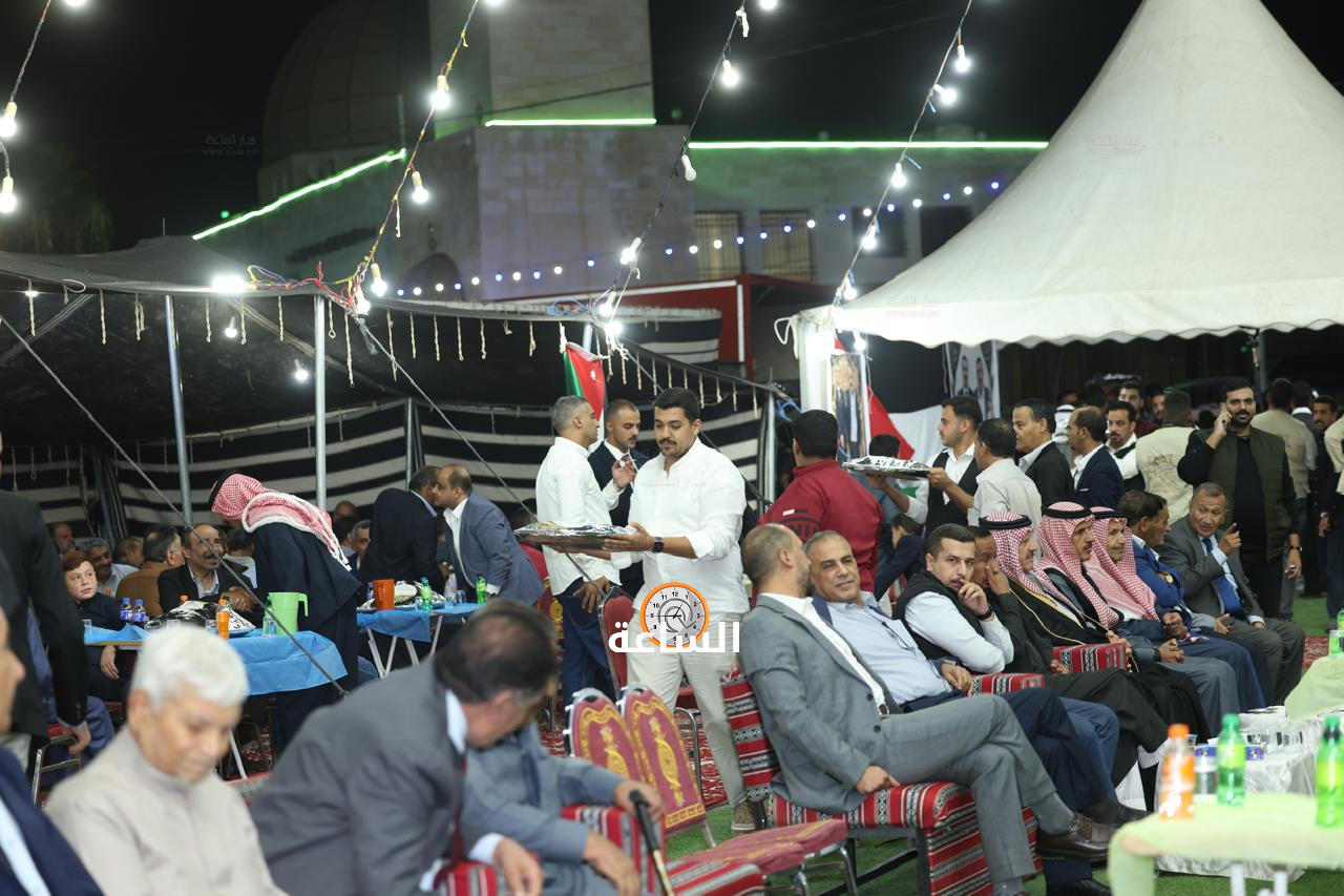 Madar Al-Saa Images 0.1489734268877525
