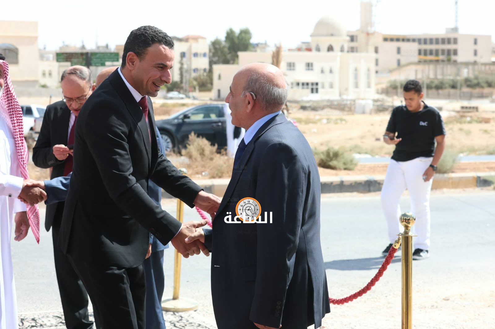 Madar Al-Saa Images 0.4038022830321023
