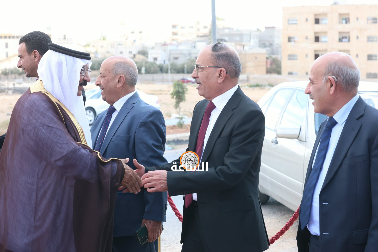 Madar Al-Saa Images 0.825488273163053