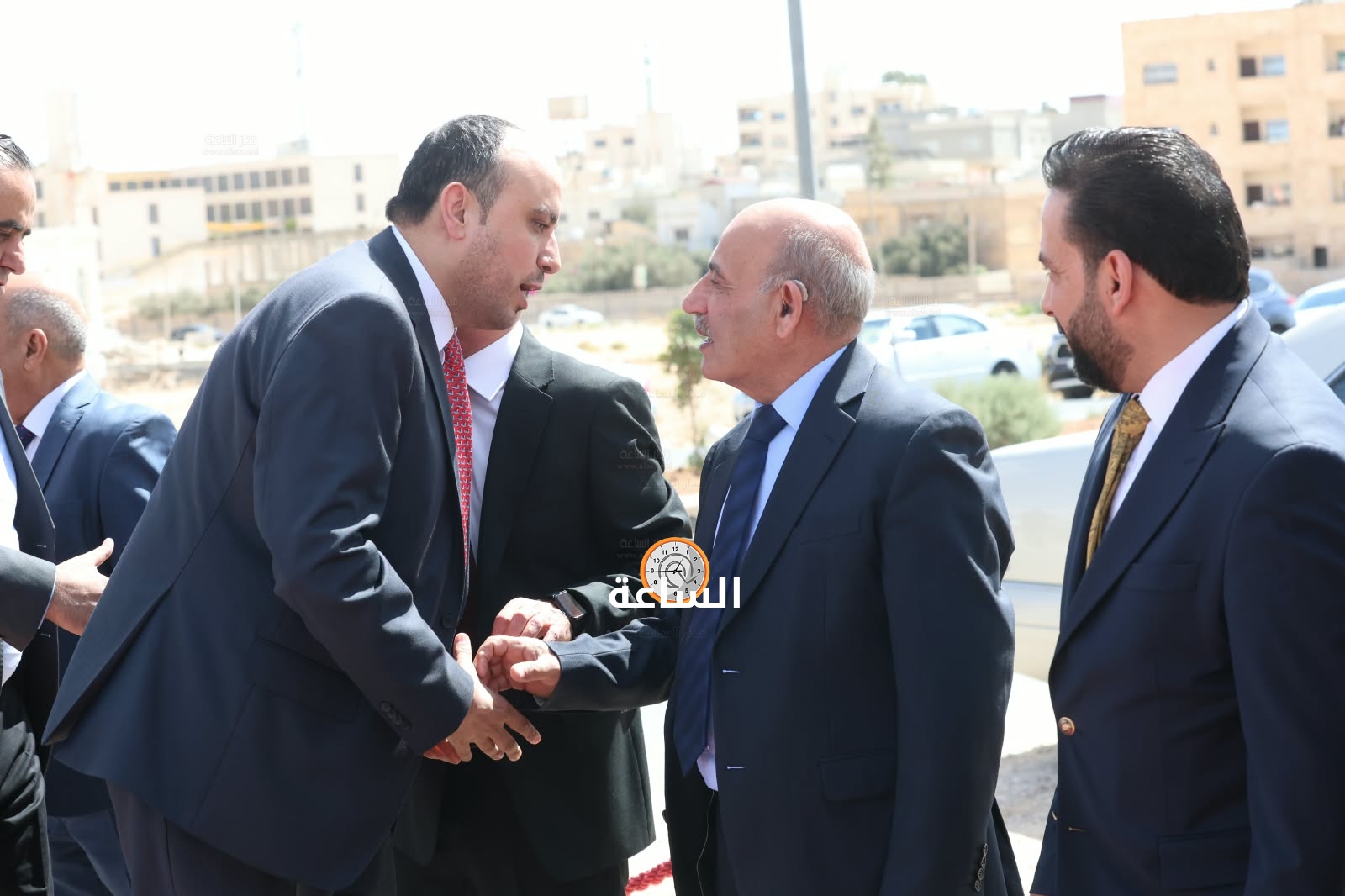 Madar Al-Saa Images 0.505599770378449