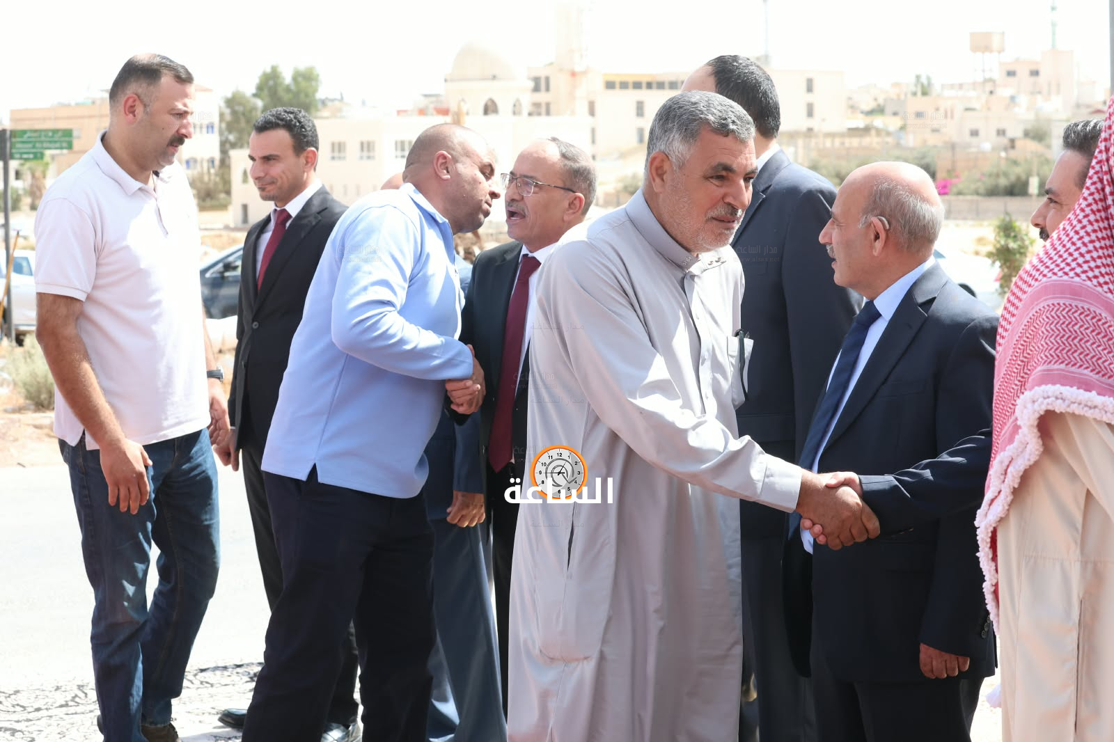 Madar Al-Saa Images 0.49244813558343925