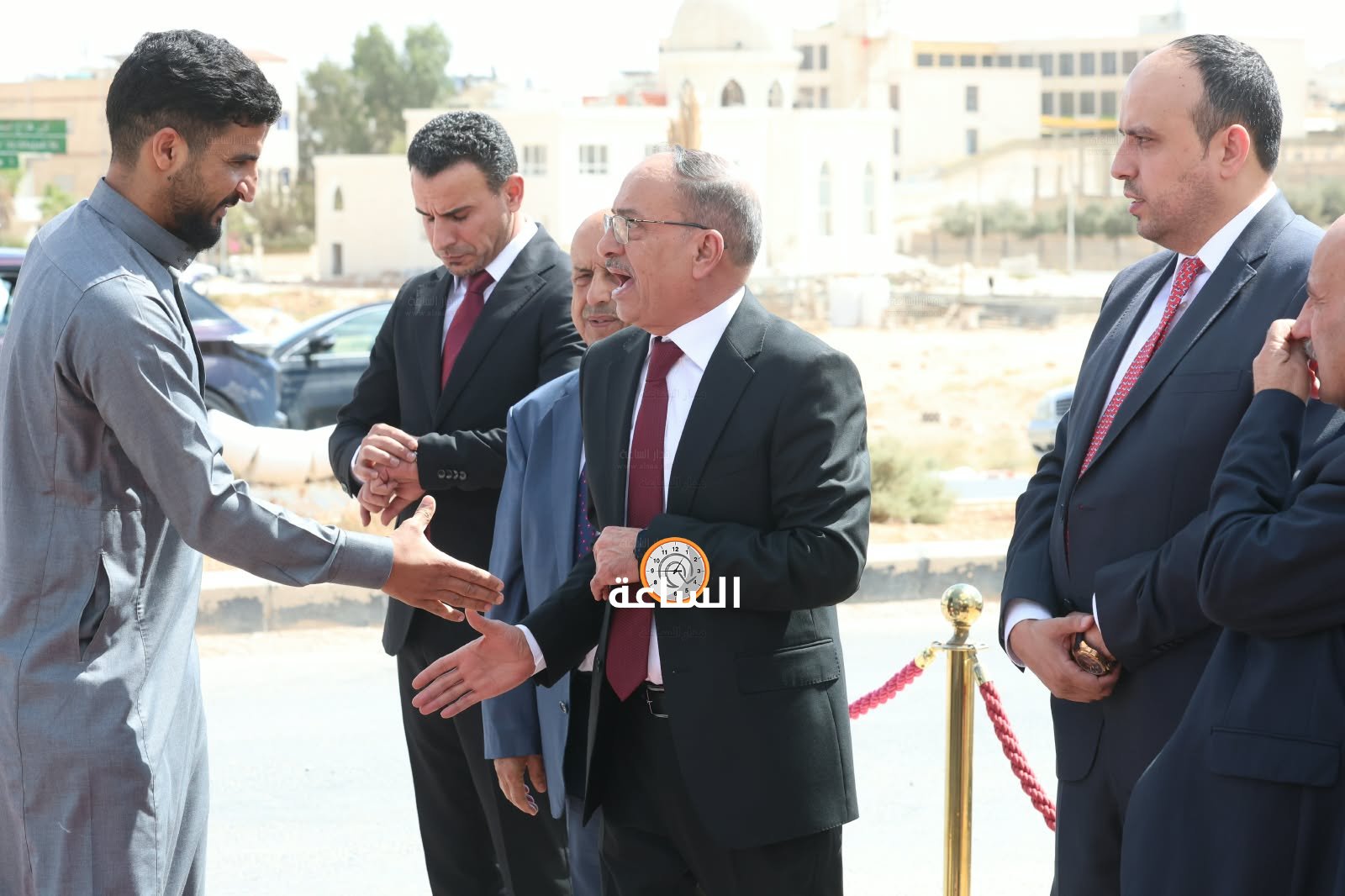 Madar Al-Saa Images 0.49844528727683723