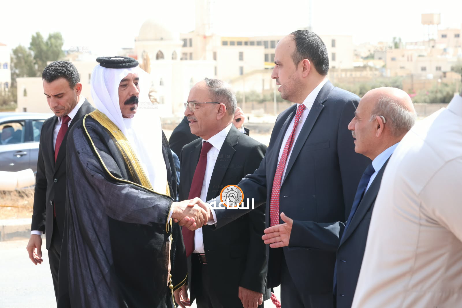 Madar Al-Saa Images 0.8164355354158561