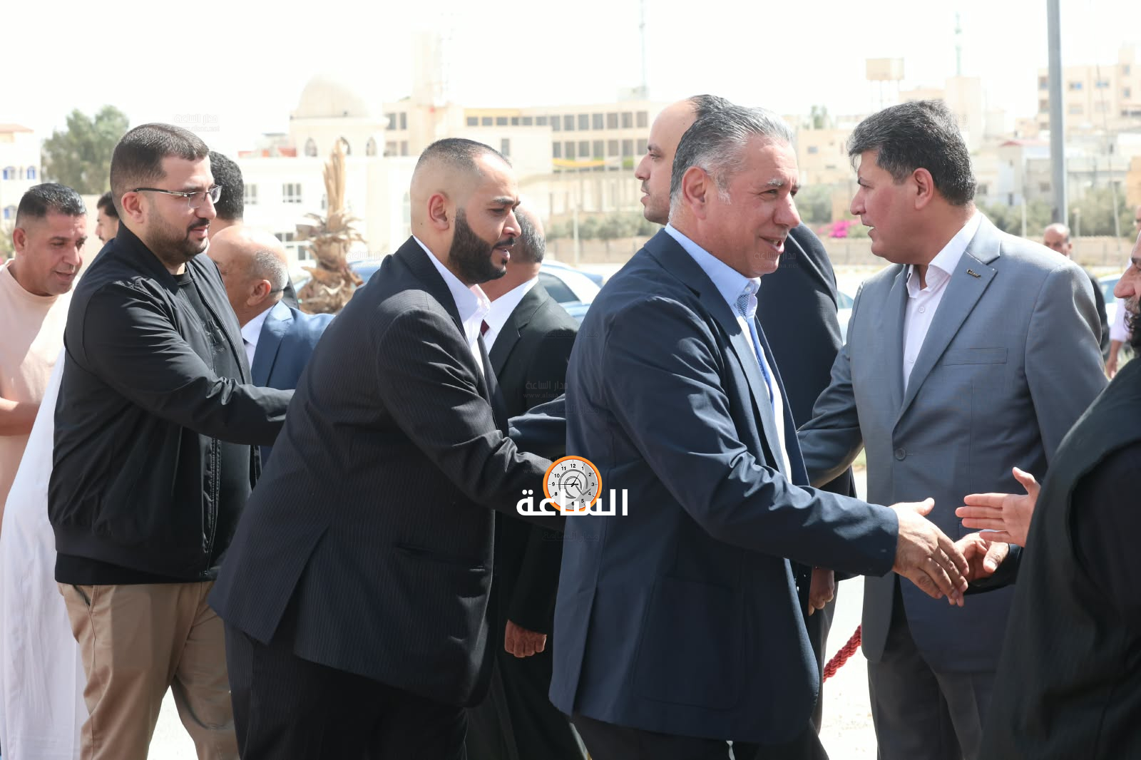 Madar Al-Saa Images 0.10165160830000164