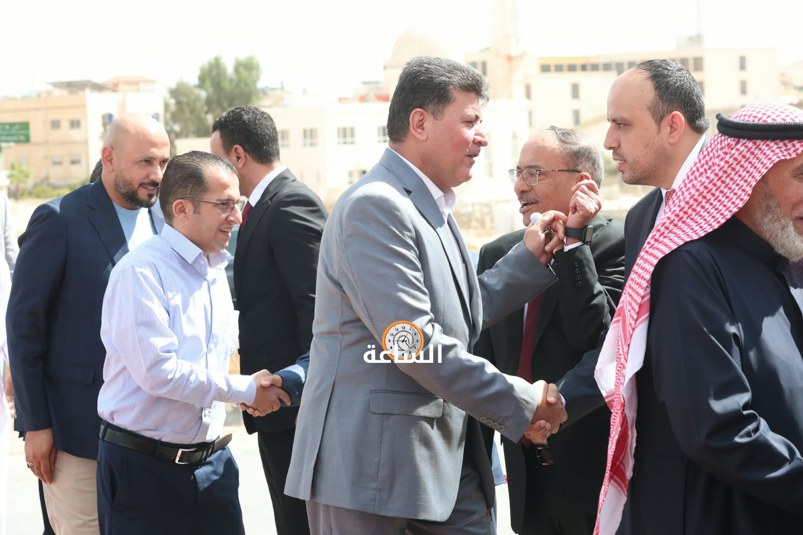Madar Al-Saa Images 0.8892612542388698