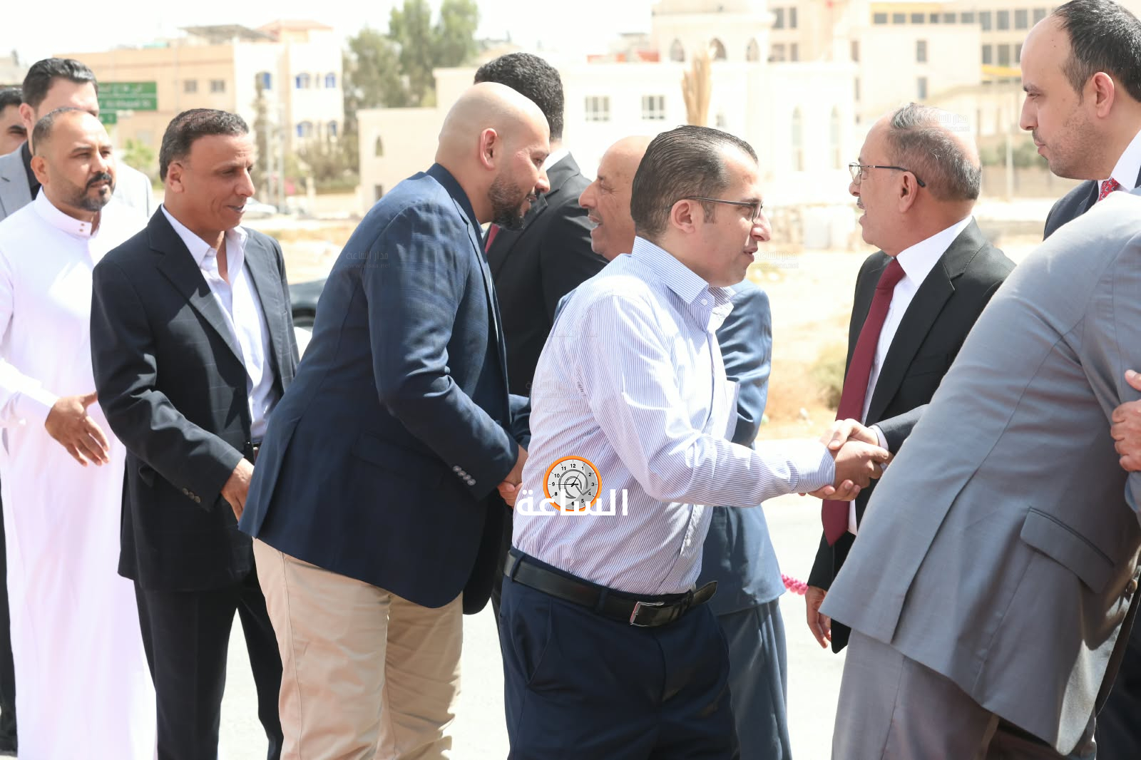 Madar Al-Saa Images 0.703566610944001