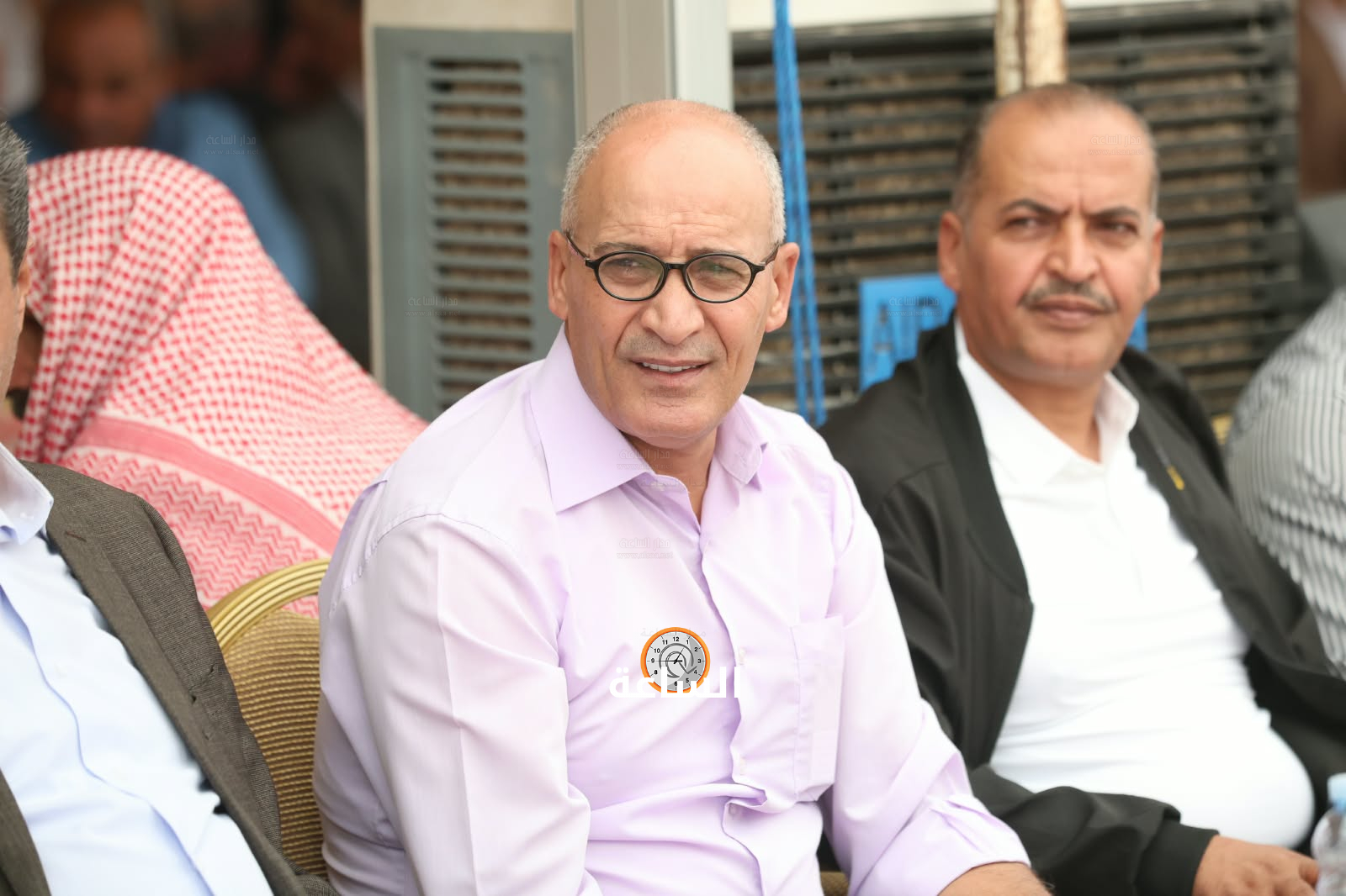 Madar Al-Saa Images 0.35317529888843535
