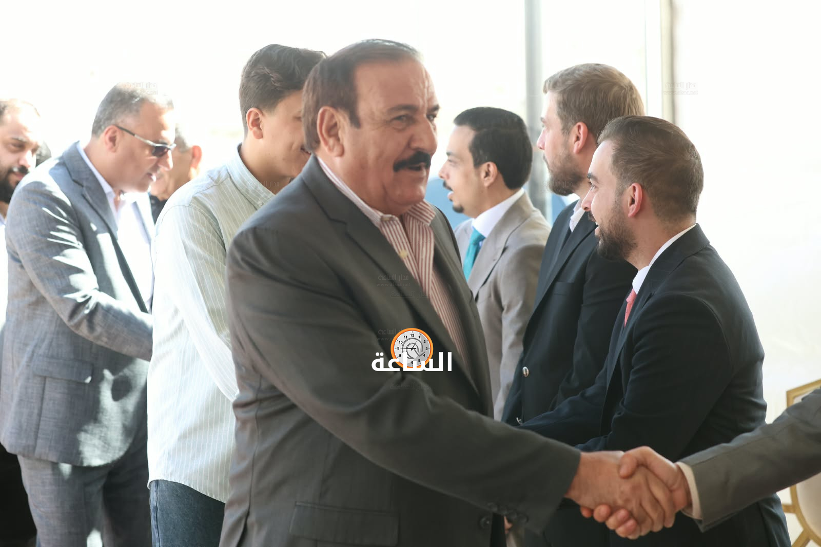 Madar Al-Saa Images 0.4726058291432982