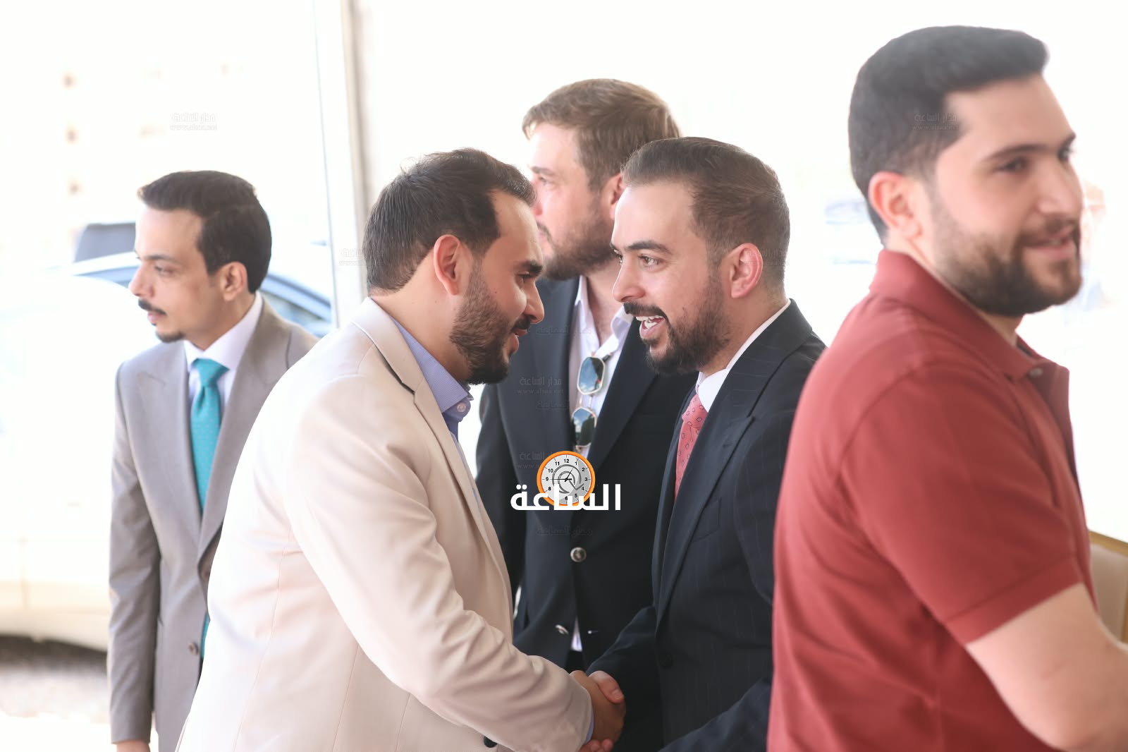 Madar Al-Saa Images 0.48203783485966