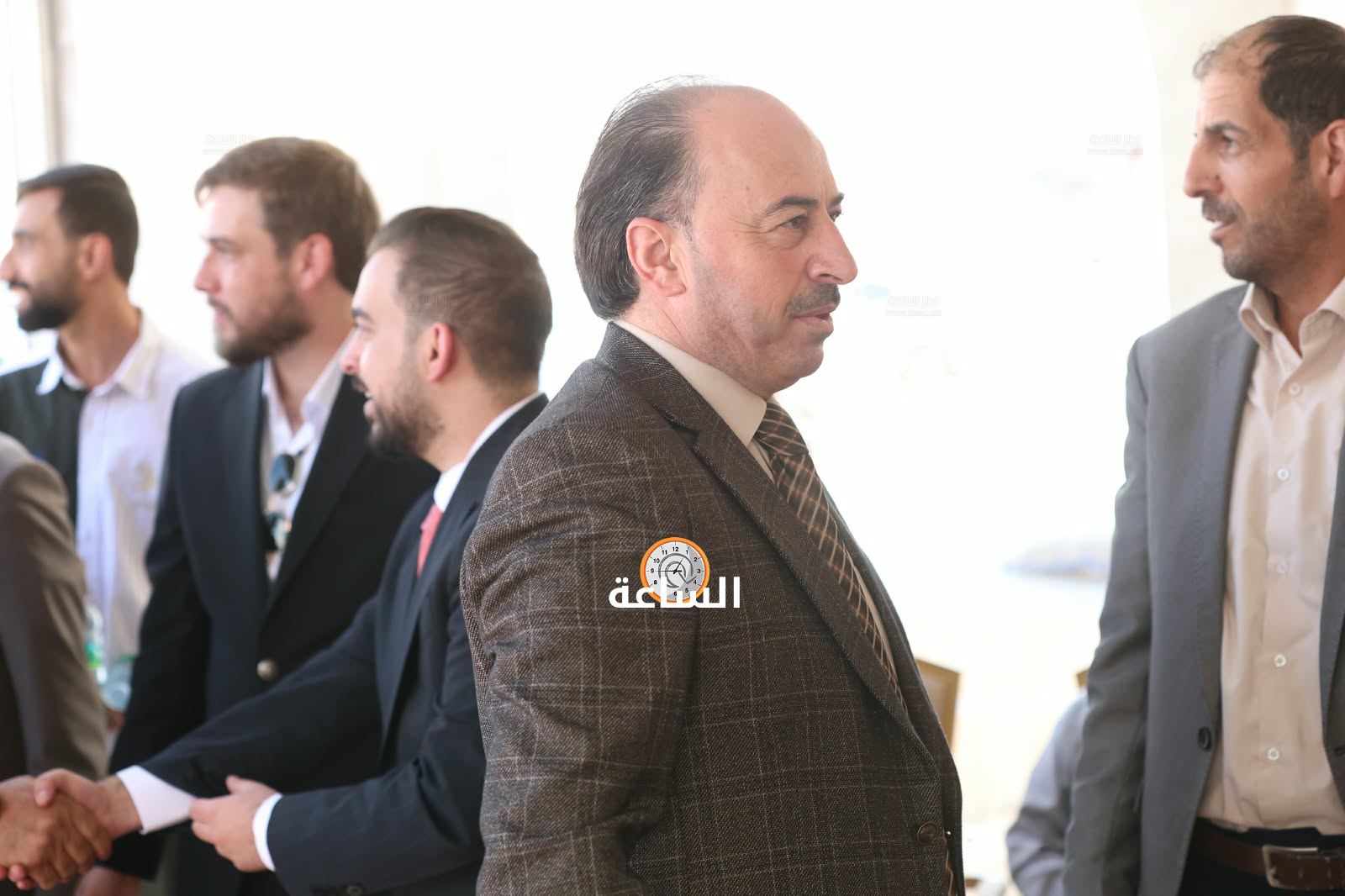 Madar Al-Saa Images 0.8279253732048729