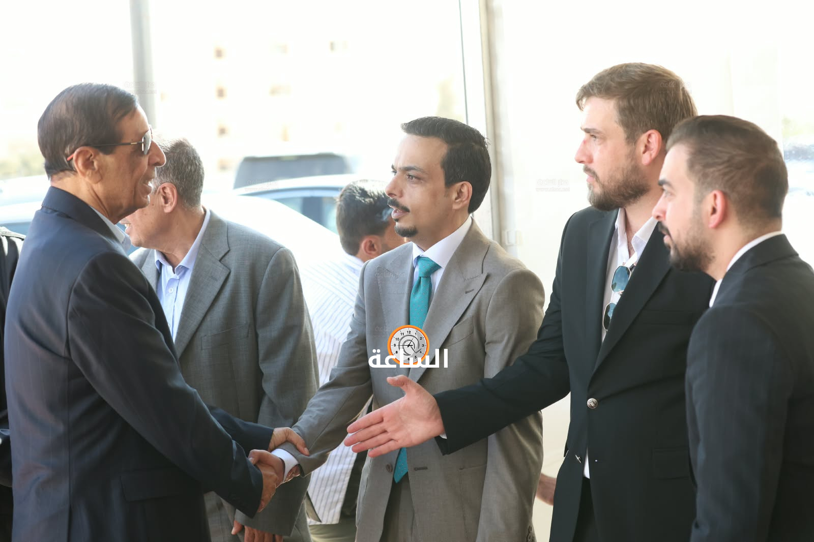 Madar Al-Saa Images 0.37722360257541476
