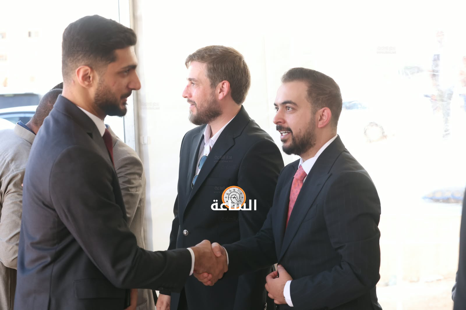 Madar Al-Saa Images 0.32526084690327217