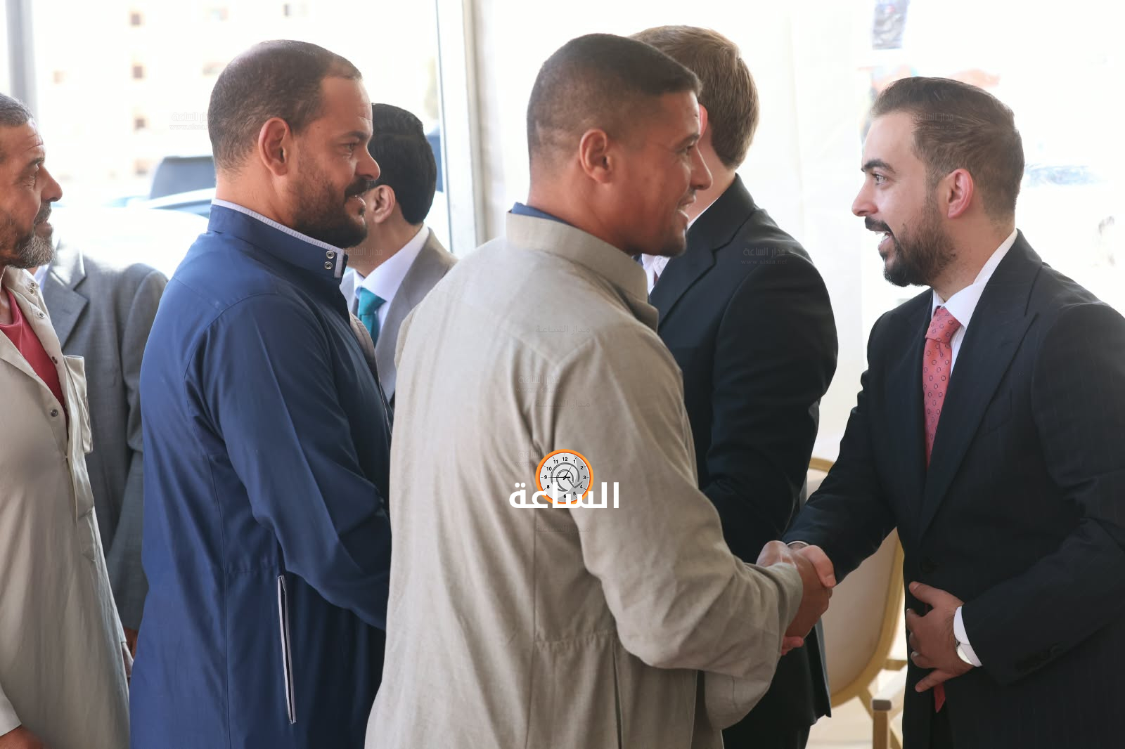 Madar Al-Saa Images 0.6968818676020114