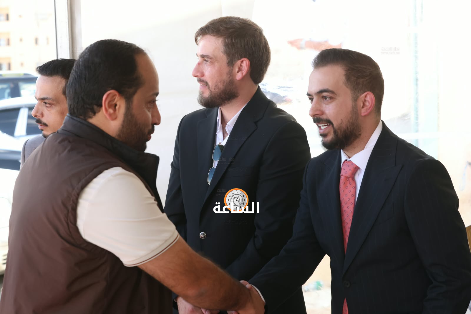 Madar Al-Saa Images 0.04569776458254138