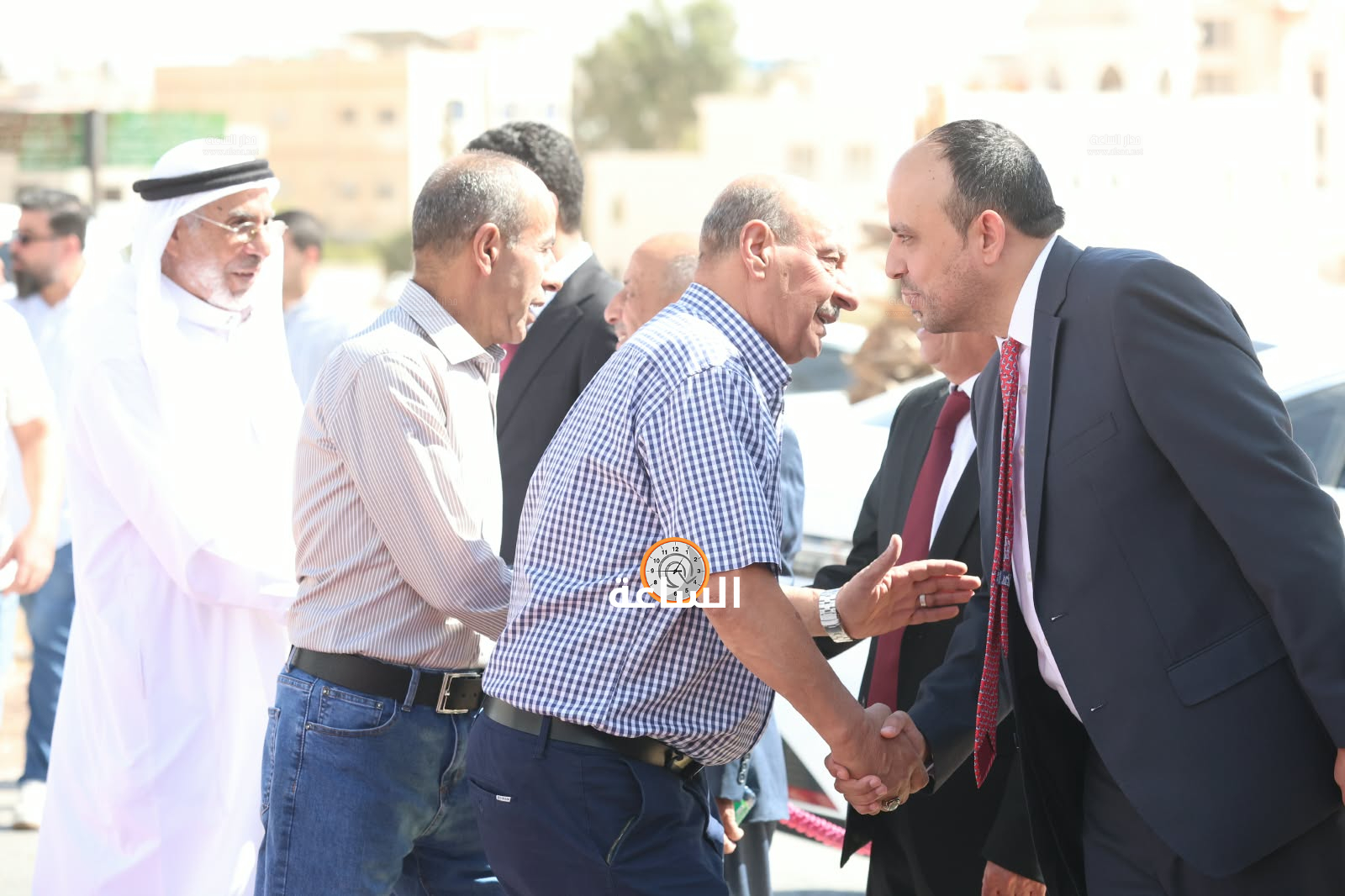 Madar Al-Saa Images 0.23485854340935142