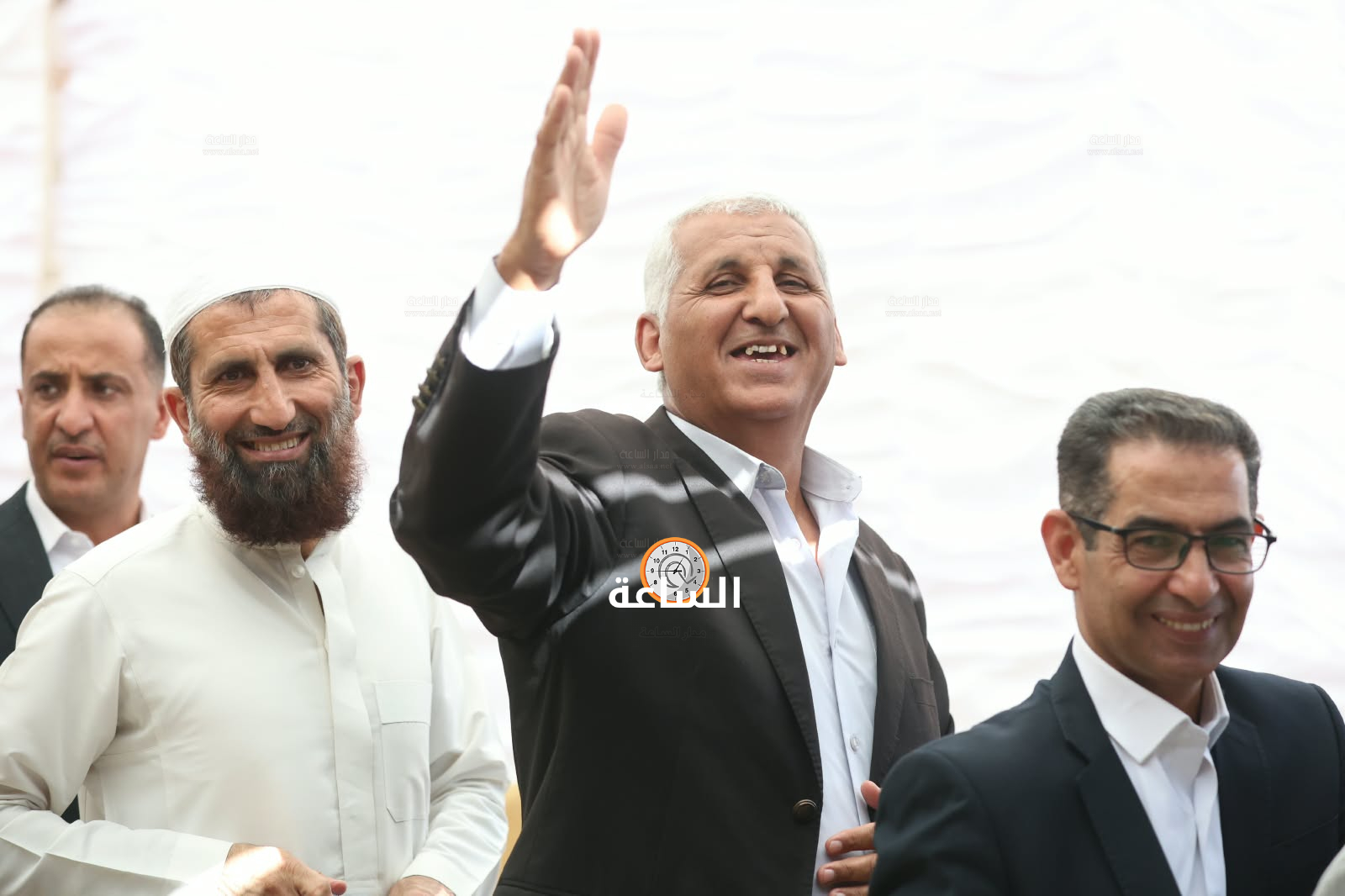 Madar Al-Saa Images 0.27693031623897