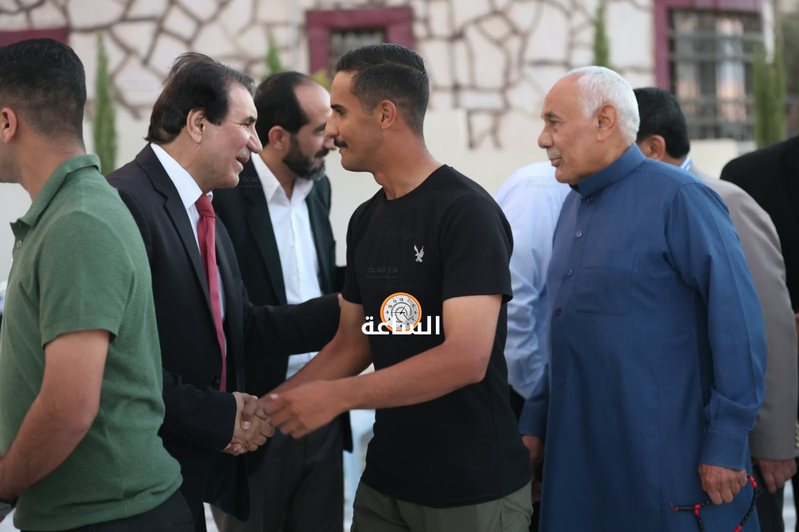 Madar Al-Saa Images 0.35609692907970725