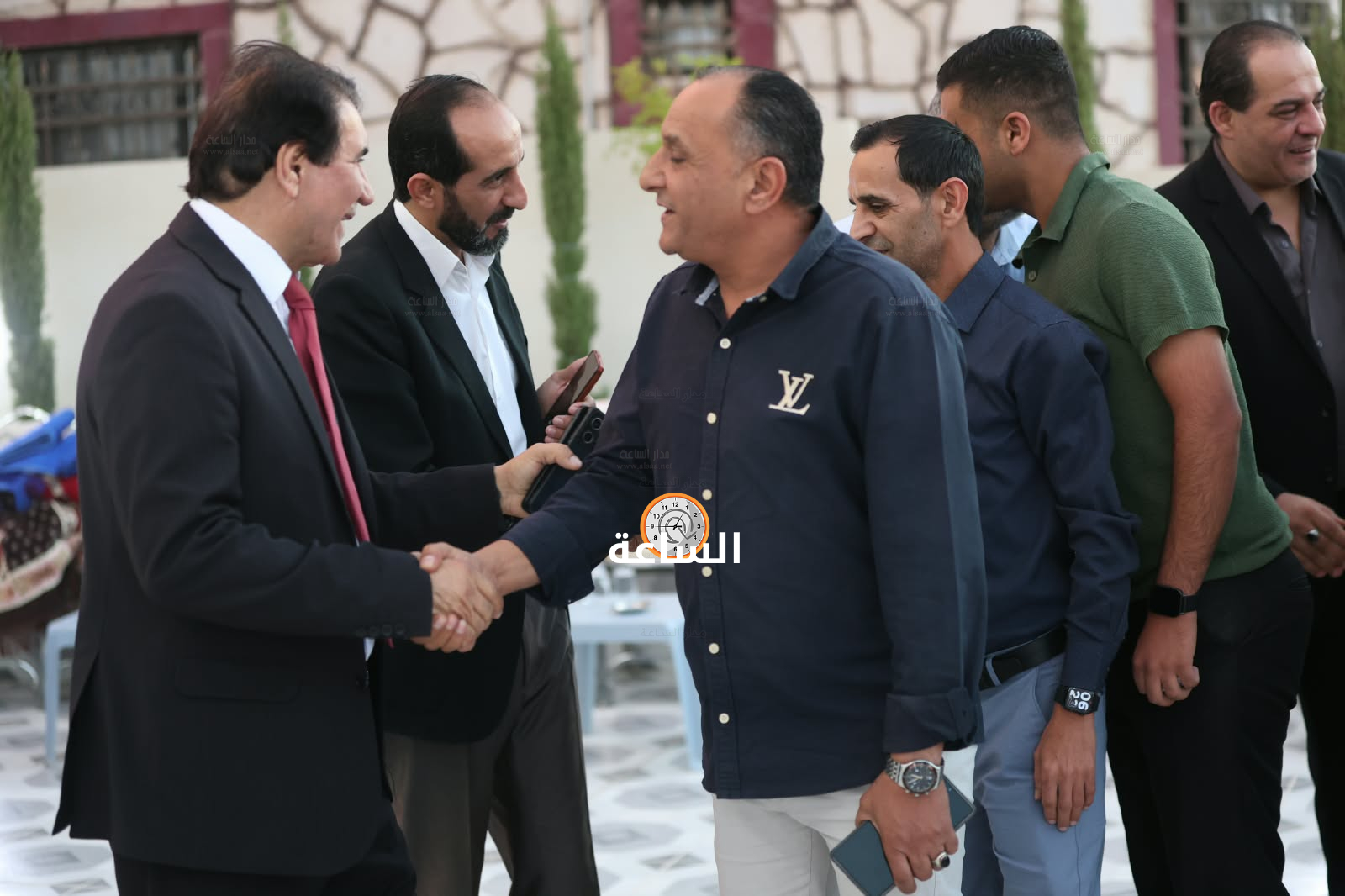 Madar Al-Saa Images 0.2778855413444592
