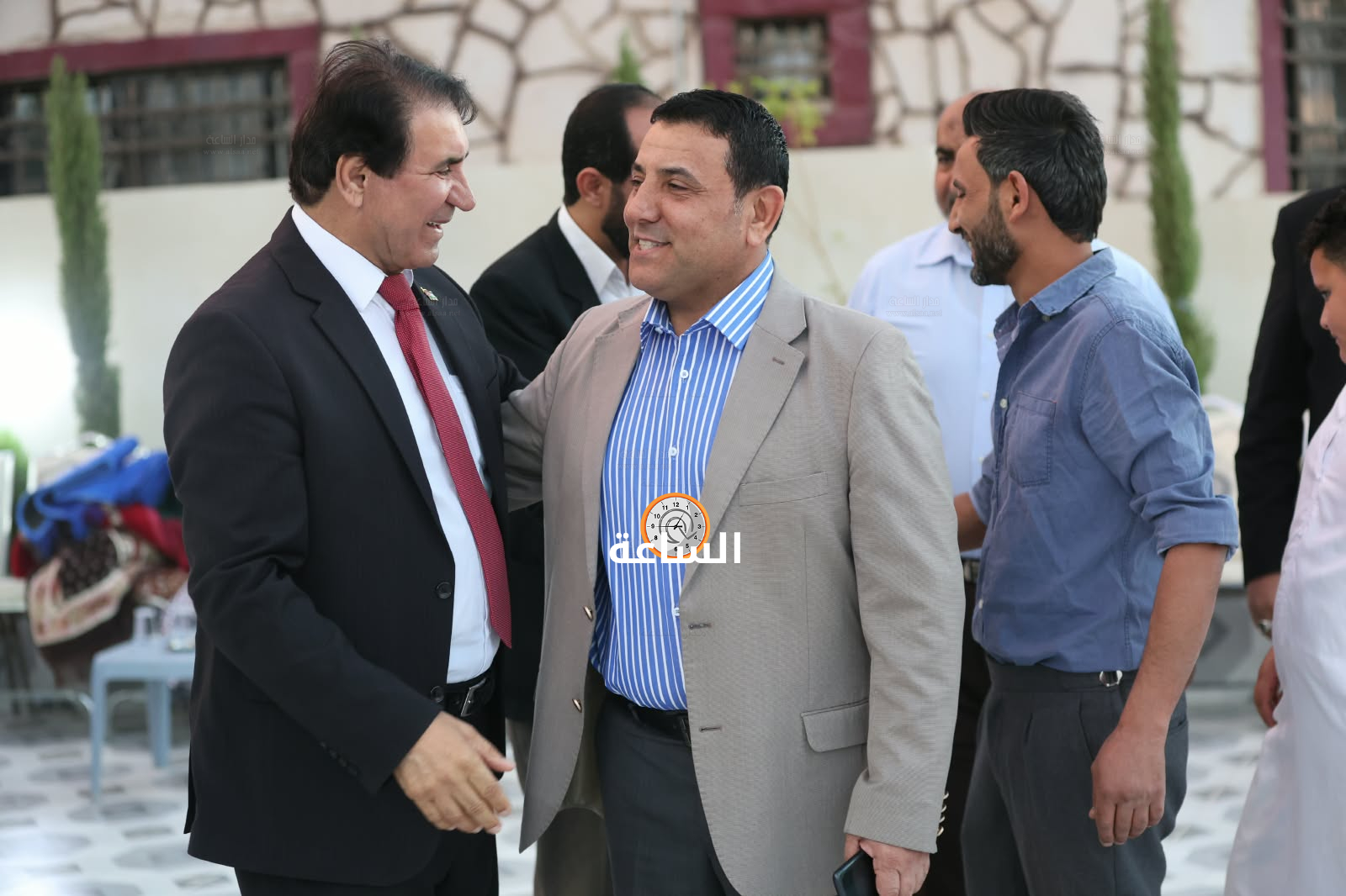 Madar Al-Saa Images 0.618329305829081