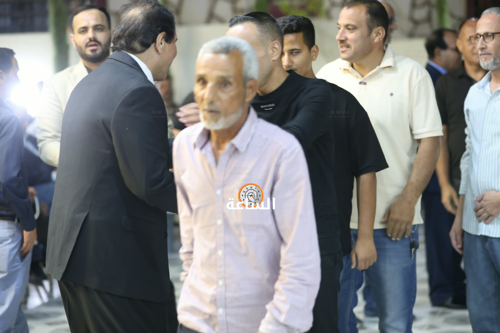 Madar Al-Saa Images 0.8691356151402204