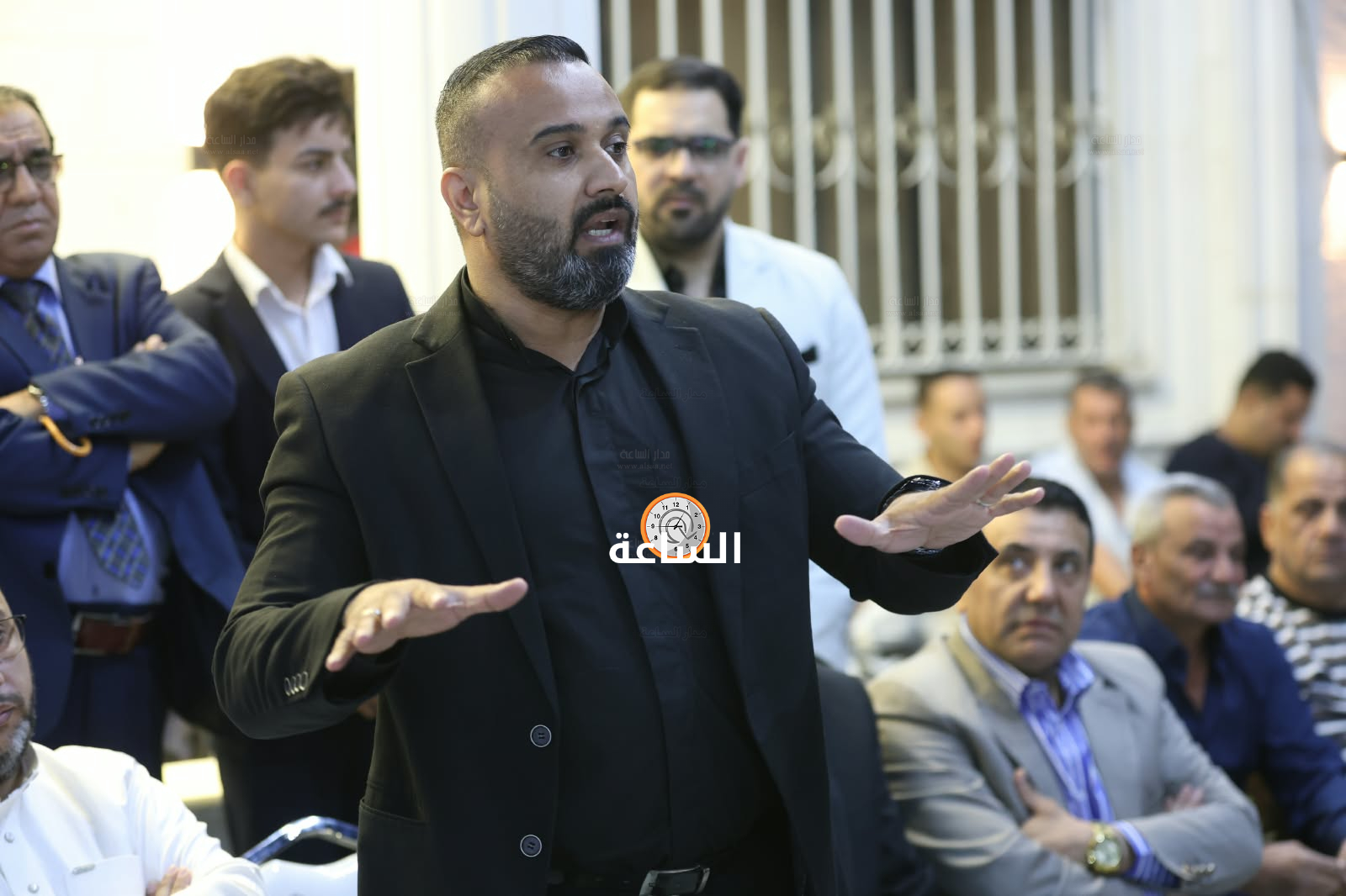 Madar Al-Saa Images 0.004651852897197828