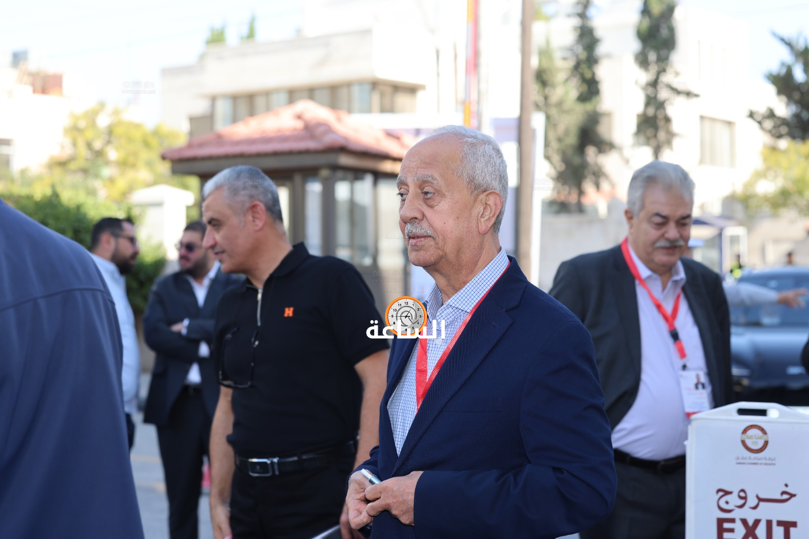 Madar Al-Saa Images 0.3825779987566289
