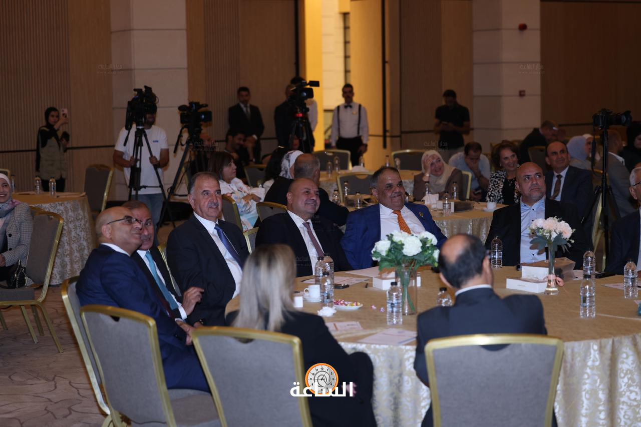 Madar Al-Saa Images 0.581467126339582