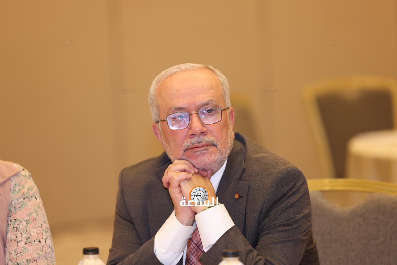 Madar Al-Saa Images 0.389495394128754