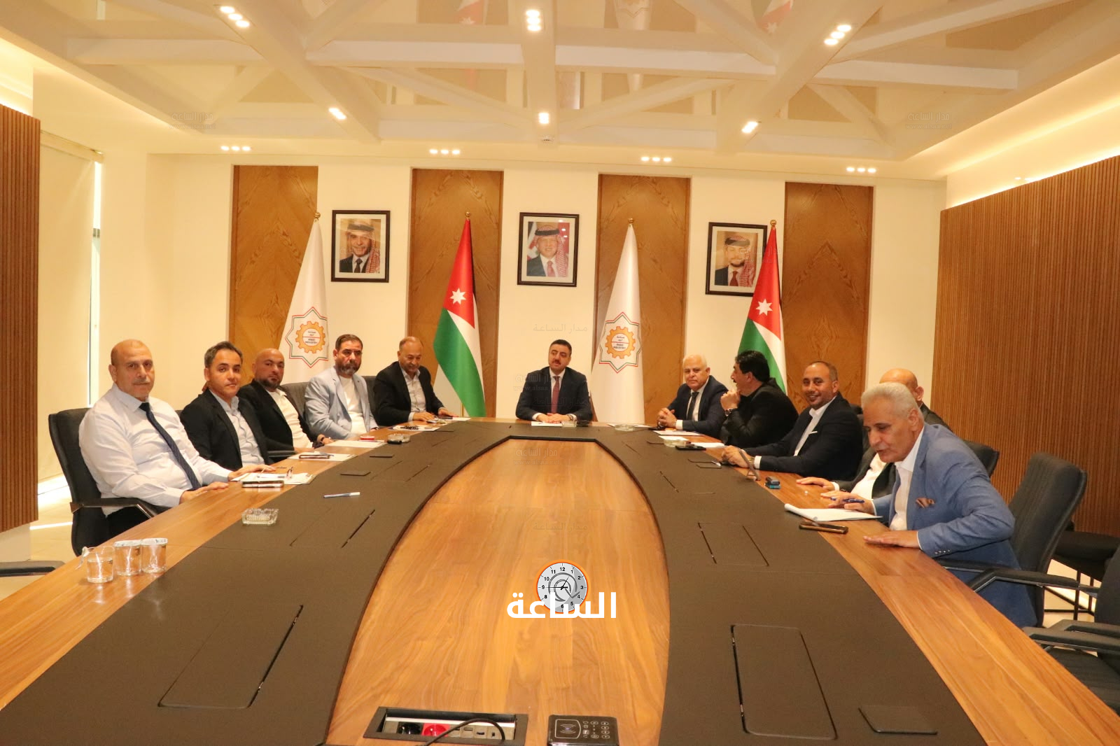 Madar Al-Saa Images 0.7782060131439504