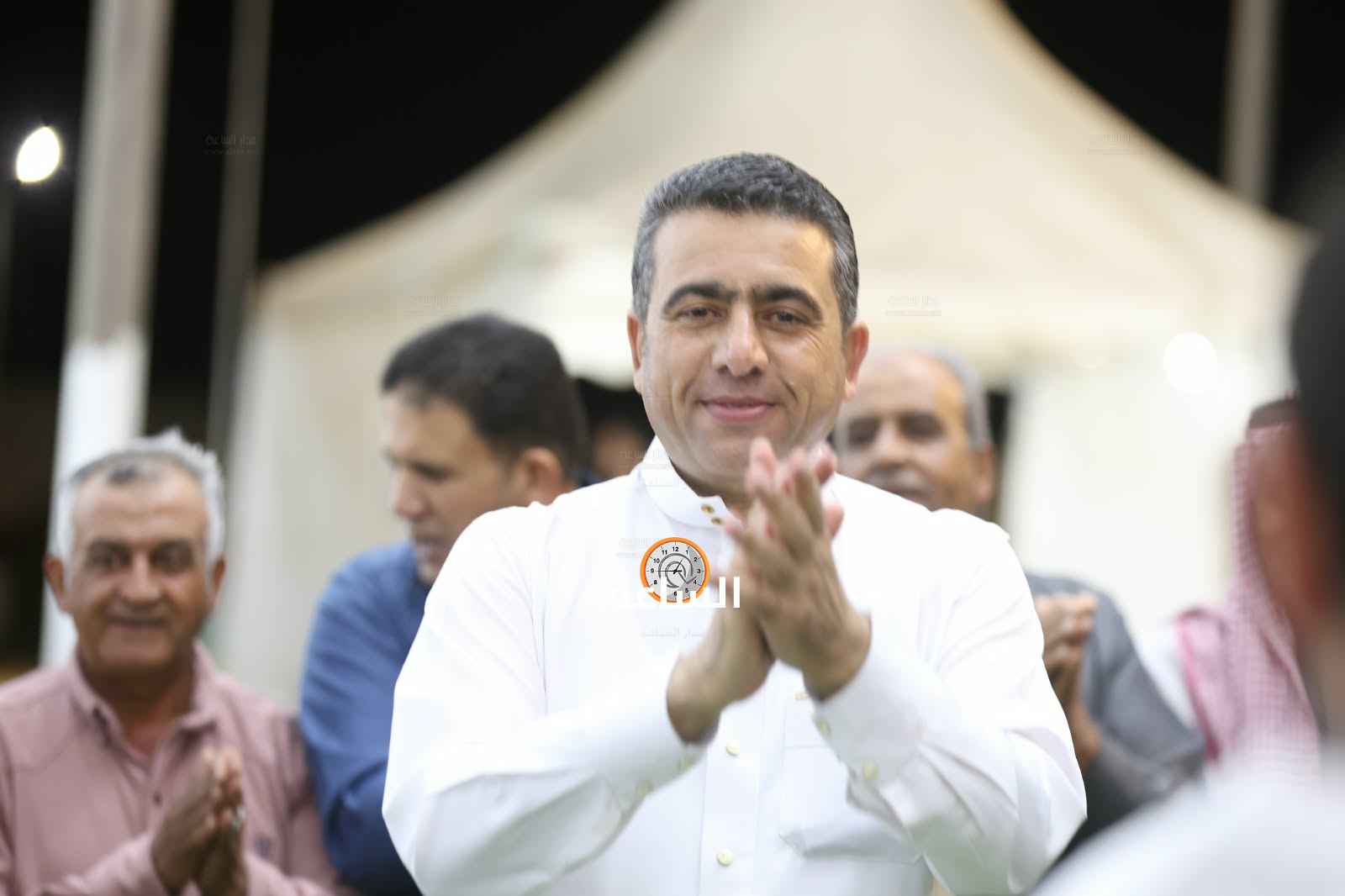 Madar Al-Saa Images 0.4233804977136004